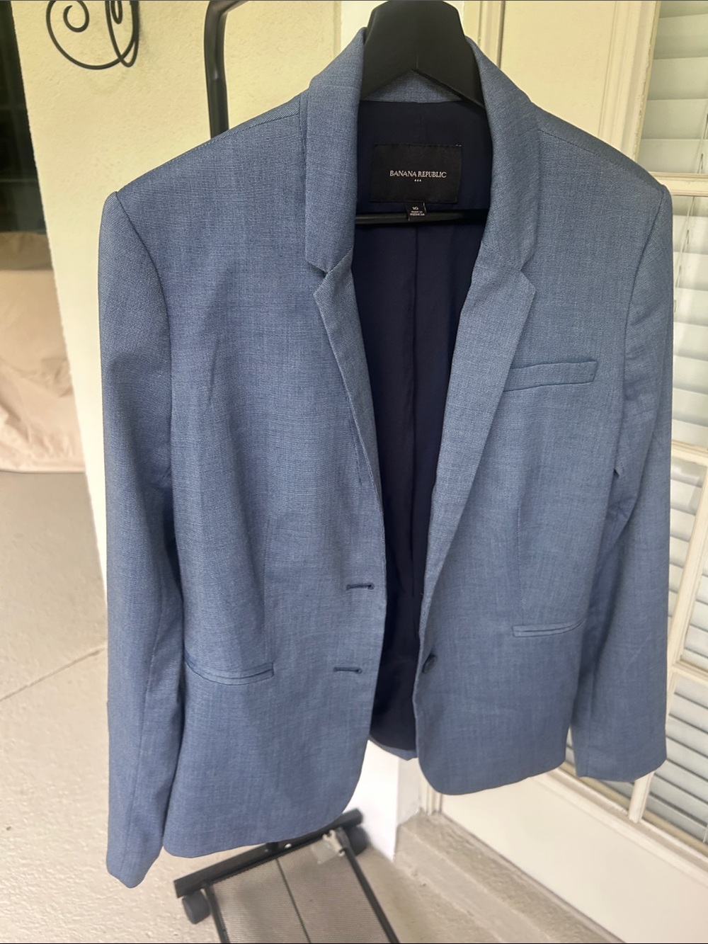 Banana Republic women’s Light Blue Blazer